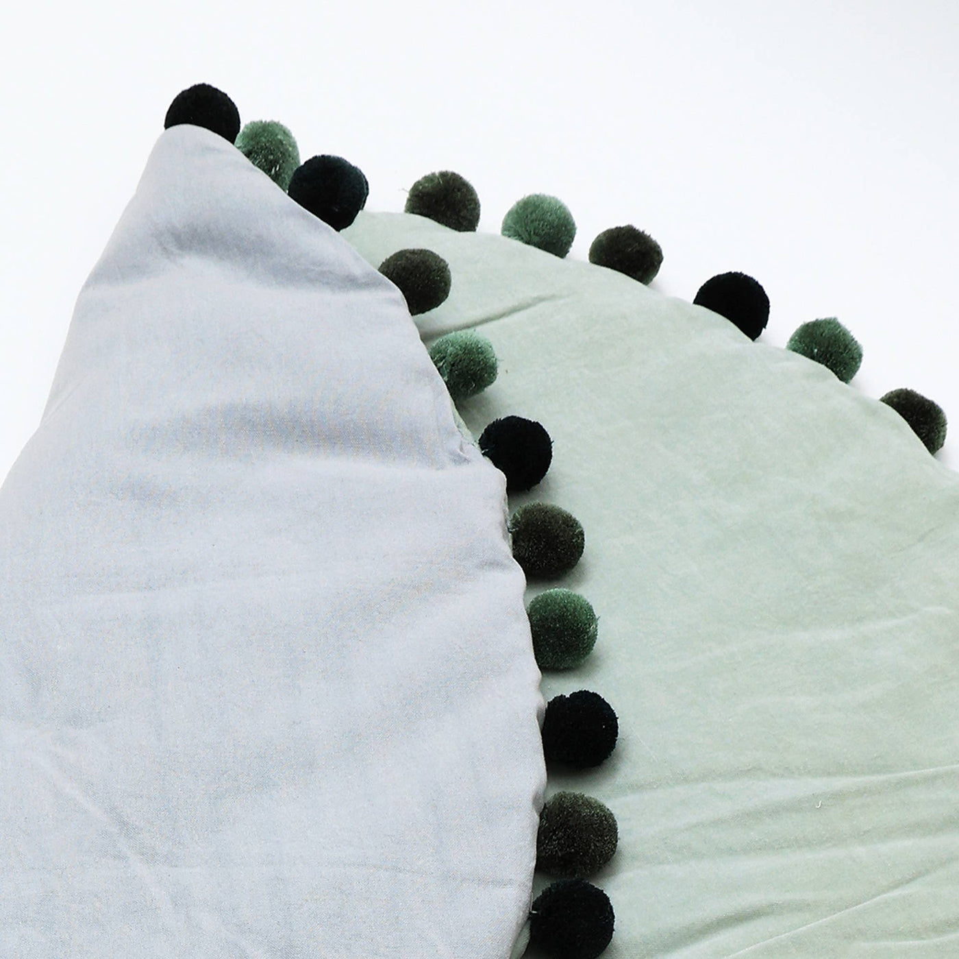 Cotton Soft & Fine Velvet Round Playmat with Pom Pom-48"