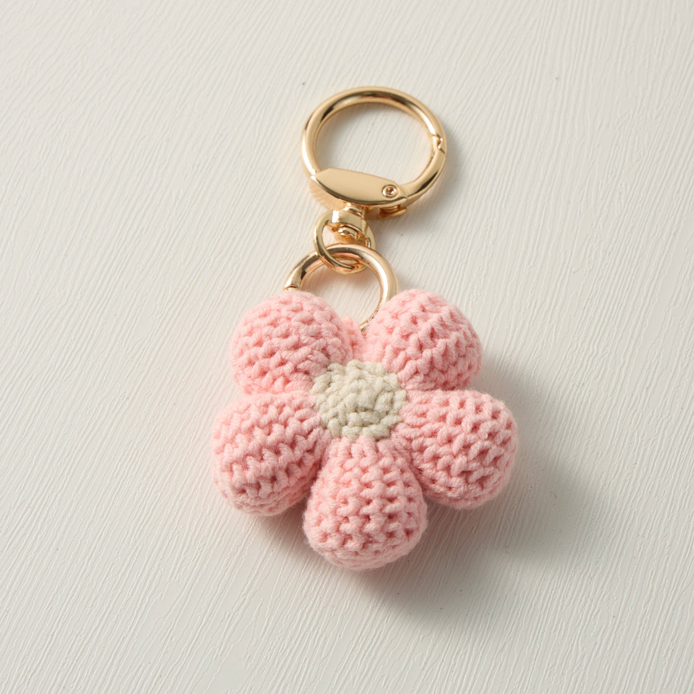 Hand-Knitted Pink Flower Keychain for a Romantic Feel
