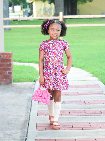 Margo: Pink Dot Canvas